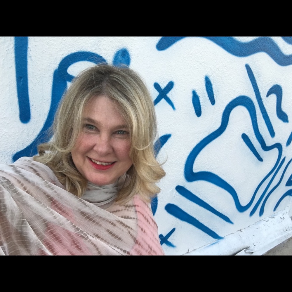 Meet your Posher, Monica